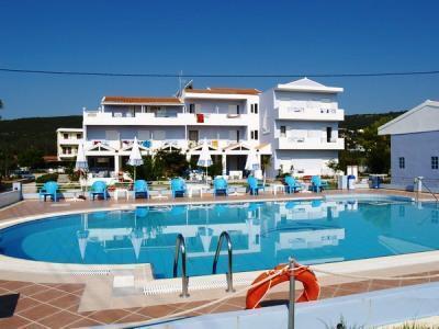 Margarita Beach Hotel Agia Marina 외부 사진
