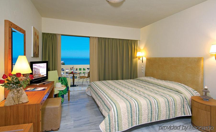 Margarita Beach Hotel Agia Marina 외부 사진
