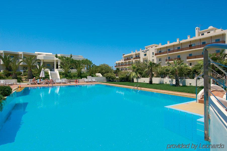 Margarita Beach Hotel Agia Marina 외부 사진